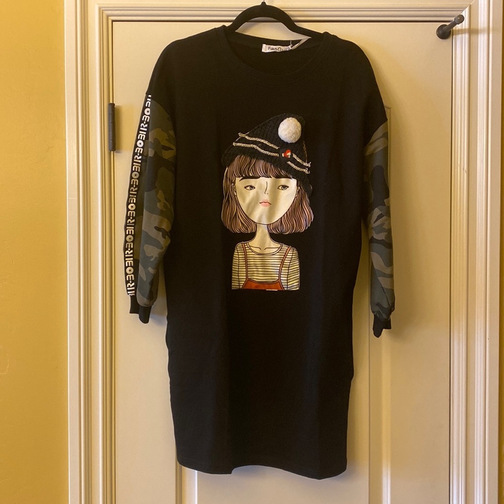 FanGu sweatshirt dress.